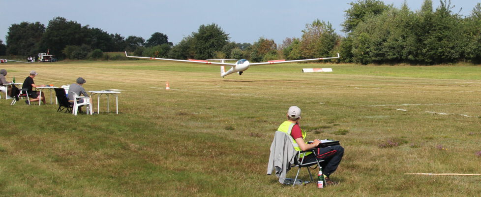 Landesjugendvergleichsfliegen auf dem Flugplatz Wahlstedt am 31.August